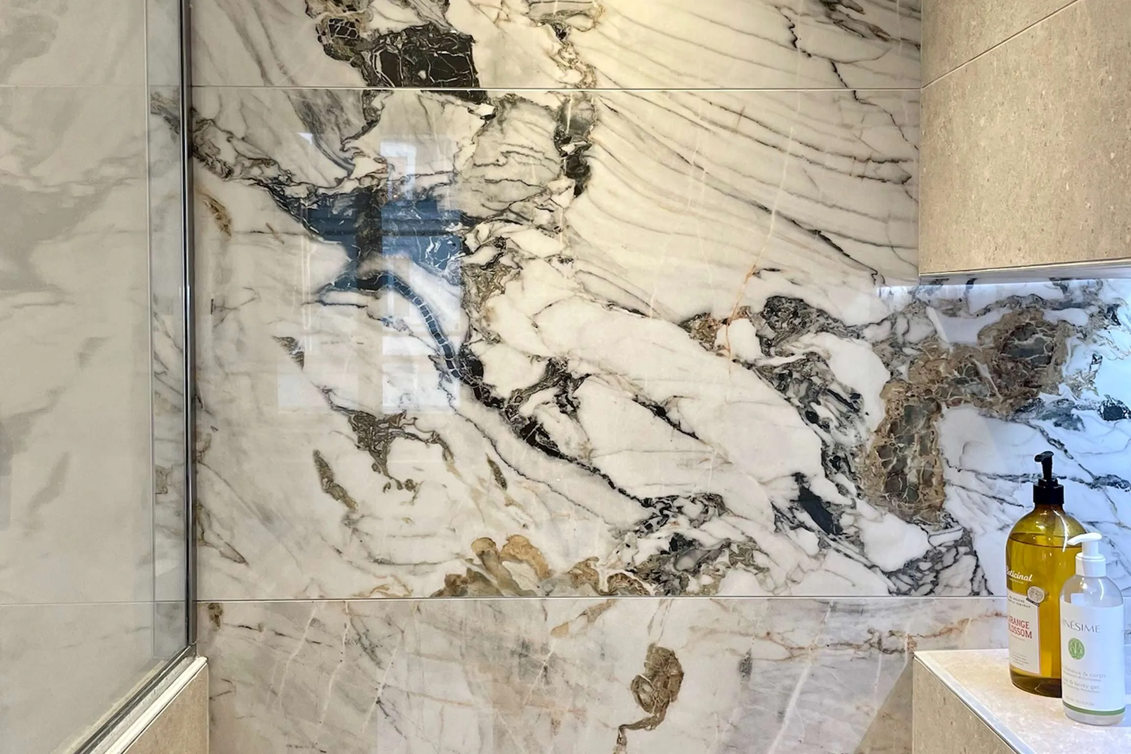 Élégantes en Pierre N°3 — 2