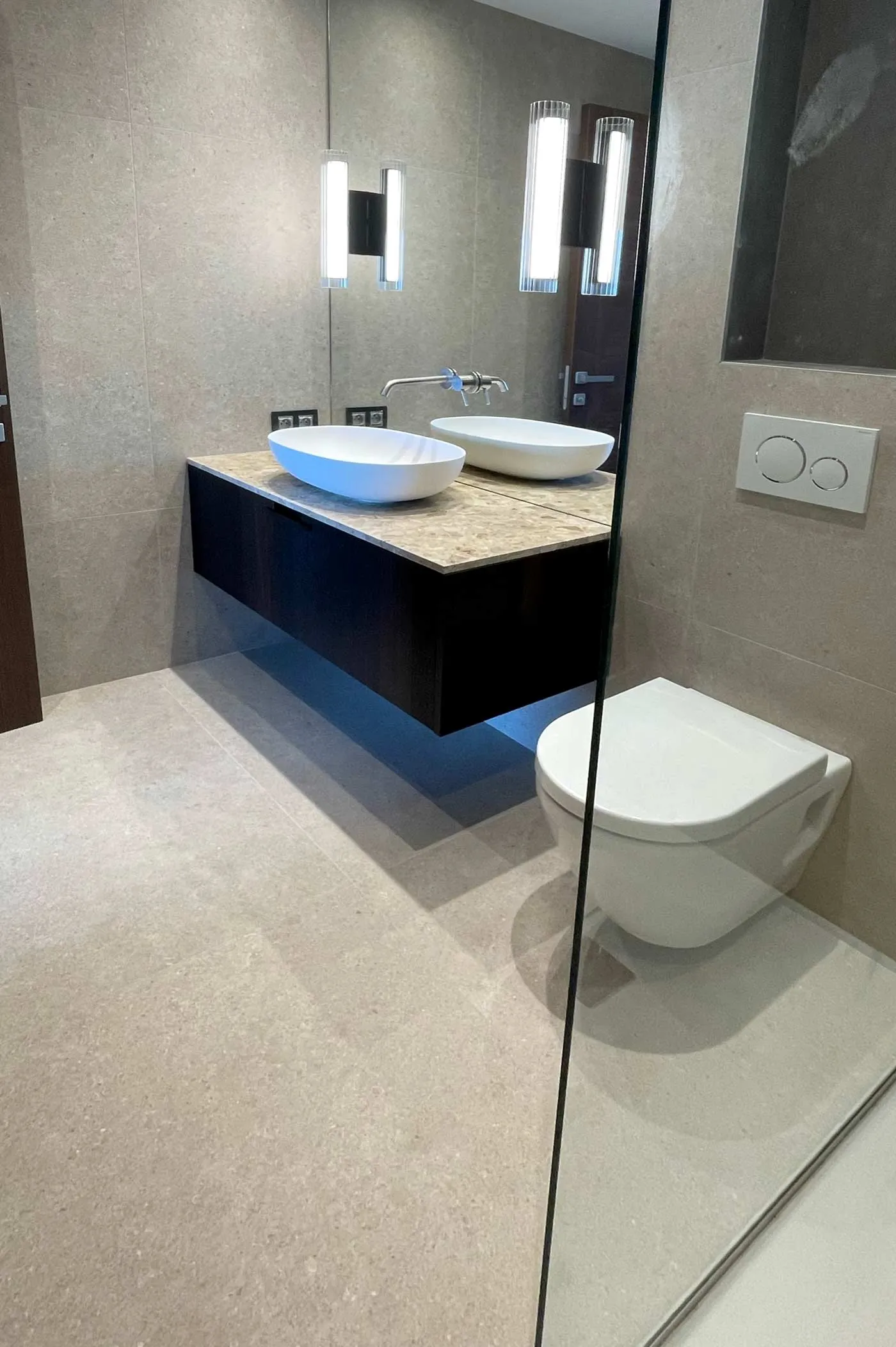 Subtils Détails — 12