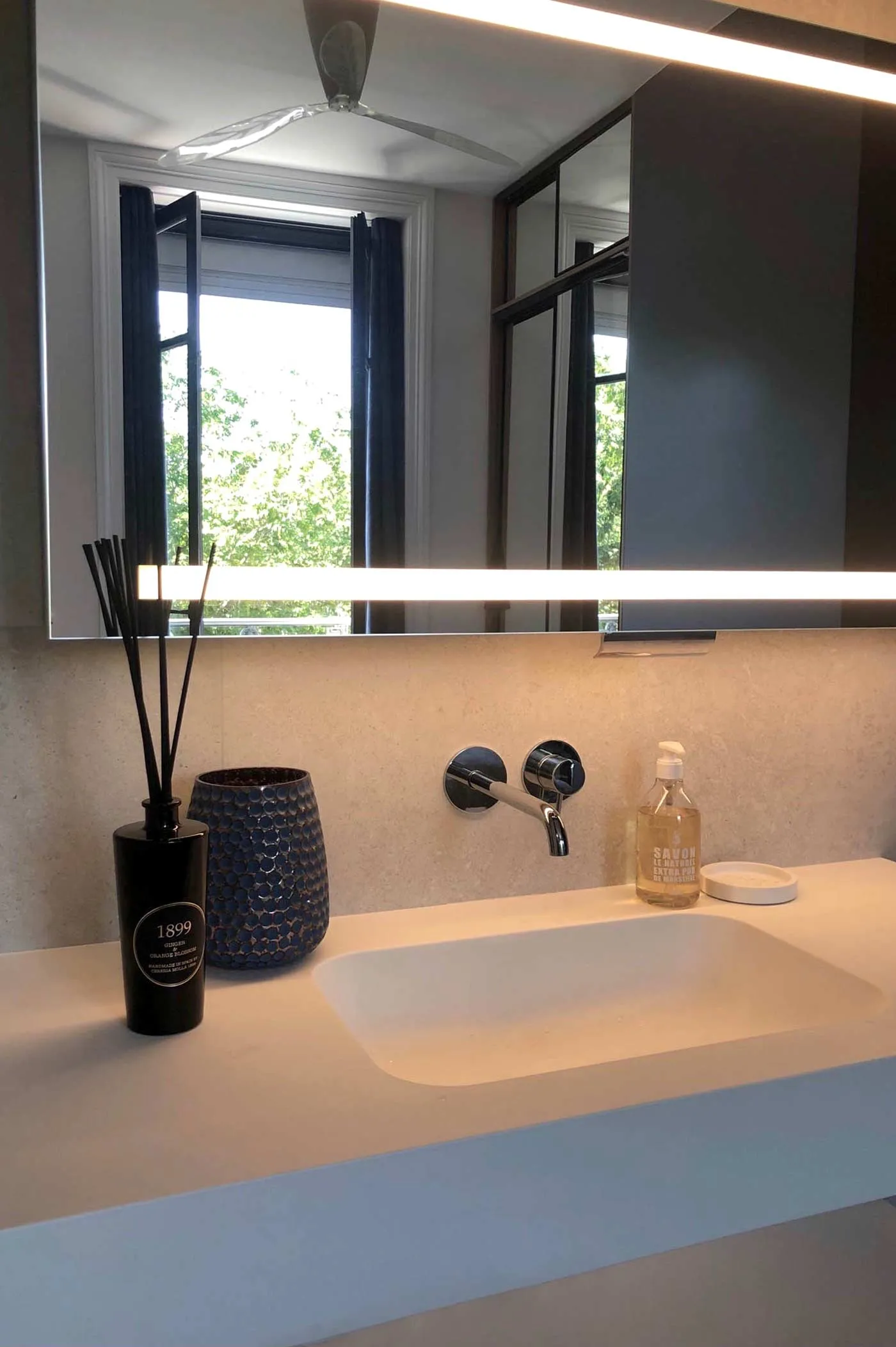 Subtils Détails N°2 — 10